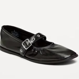 NWT size 9 Women’s black ballet flats
